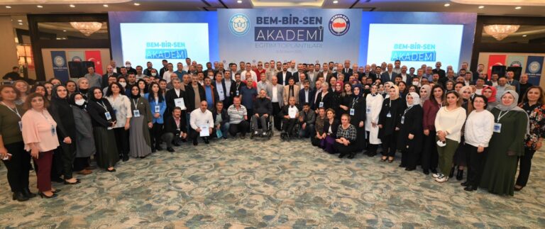 Bem-Bir-Sen Akademi Eğitimlerimiz,18 Şube/İl Başkanlığımız Teşkilatları ile Devam Etti