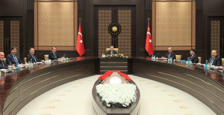 Cumhurbaşkanımız Sayın Recep Tayyip Erdoğan, Memur-Sen Heyetini Kabul Etti